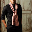 Charger l'image dans la galerie, Foulard Paul en soie corail