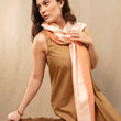 Charger l'image dans la galerie, Foulard en soie bicolore blush