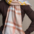 Charger l'image dans la galerie, Echarpe Ecossaise en soie laine beige