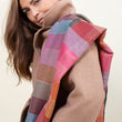 Load image into Gallery viewer, Echarpe Patchwork en soie laine safran