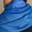 Charger l'image dans la galerie, Echarpe Quatuor en soie laine bleu