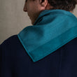 Charger l'image dans la galerie, Triangle Harmonie en soie et cachemire teal