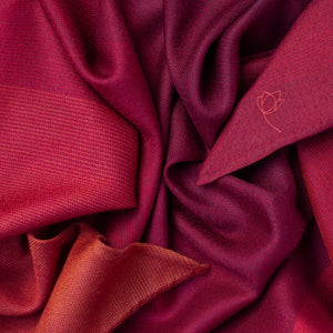 Triangle Harmonie bordeaux en soie cachemire femme