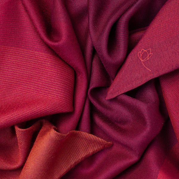 Triangle Harmonie bordeaux en soie cachemire femme