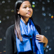 Charger l'image dans la galerie, Petit foulard Uni en soie bleu
