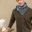 Charger l'image dans la galerie, Carre 95 Chromie bleu orage en soie cachemire homme
