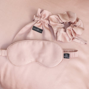 Masque de nuit en soie nude