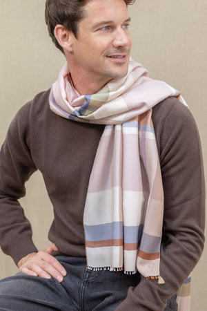Echarpe Cambridge nude en soie laine homme