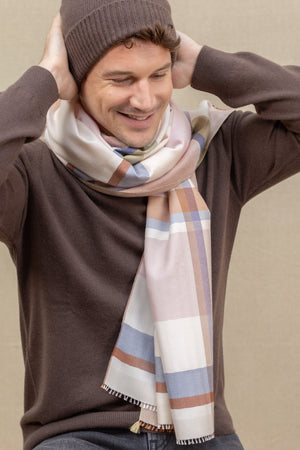 Echarpe Cambridge nude en soie laine homme