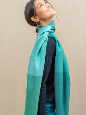 Echarpe Colorblock Emeraude en soie laine femme