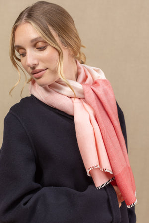 Echarpe Harmonie corail en soie cachemire femme