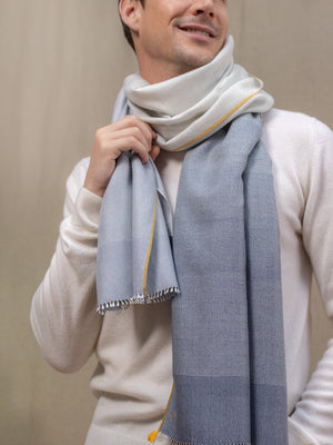 Echarpe Harmonie gris bleute en soie cachemire homme