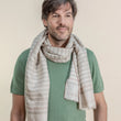 Charger l'image dans la galerie, Echarpe Marlin en soie et lin beige homme
