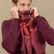 Load image into Gallery viewer, Echarpe University bordeaux en soie laine homme
