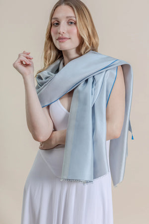 Etole Trio en soie opale bleu femme