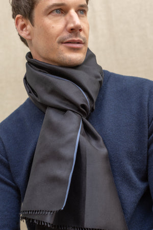 Etole Unie en soie noire homme 
