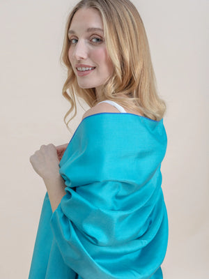 Etole Unie en soie turquoise femme