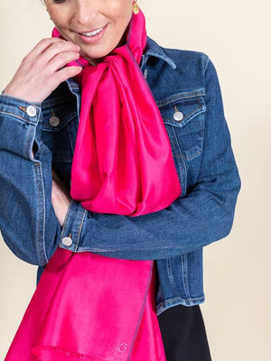 Etole Unie en soie fushia
