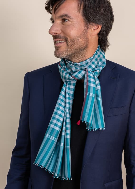 Green silk Krama scarf – Soieries du Mékong1