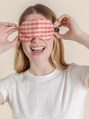 Masque de nuit en soie krama corail femme