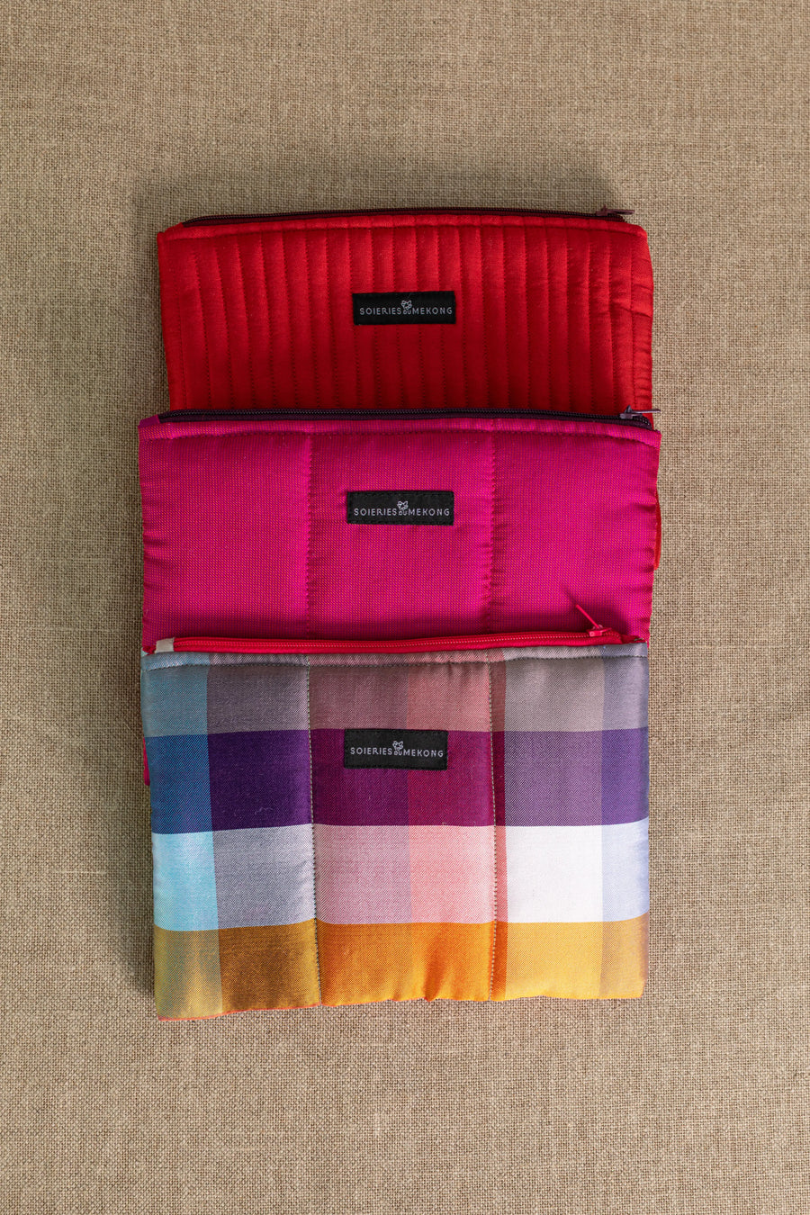 Pochette Doudoune en soie nuancier multico
