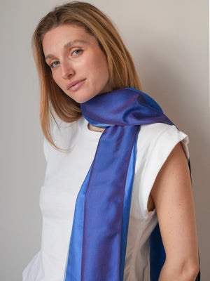 Petit foulard Bicolore en soie bleu klein femme
