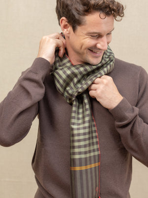 Petit foulard Krama en soie kaki homme