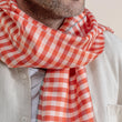 Charger l'image dans la galerie, Petit foulard Krama en soie melon homme
