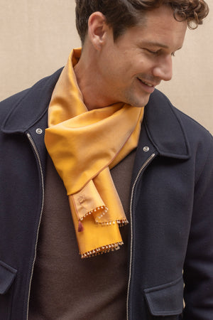 Petit foulard Twin en soie miel homme