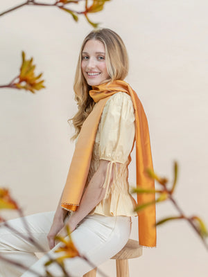 Petit foulard Twin en soie miel femme