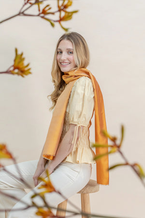 Petit foulard Twin en soie miel femme