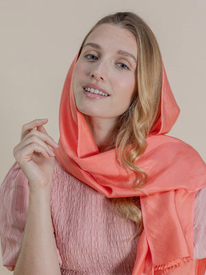 Petit foulard Uni en soie corail femme