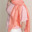 Charger l'image dans la galerie, Petit foulard Uni en soie corail femme
