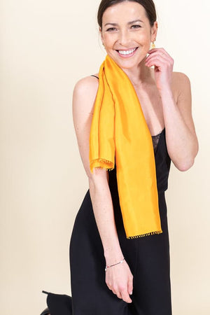 Petit foulard Uni en soie jaune