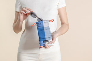 Pochette Etui Doudoune en soie nua poi bleu