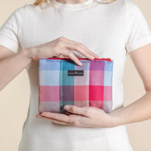 Pochette Doudoune en soie nuancier multico