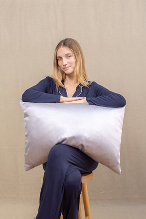 Taie d'oreiller en soie rectangulaire gris perle