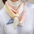 Load image into Gallery viewer, Triangle Chromie pastel blush en soie et cachemire femme
