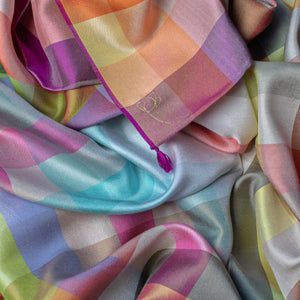 Carré 90 Nuancier en soie multi sun femme