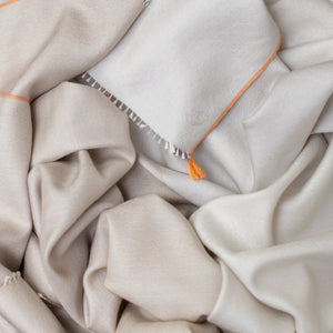 Echarpe Quatuor beige écru en soie cachemire femme
