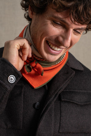 Square 70 Horizon in khaki orange wool silk