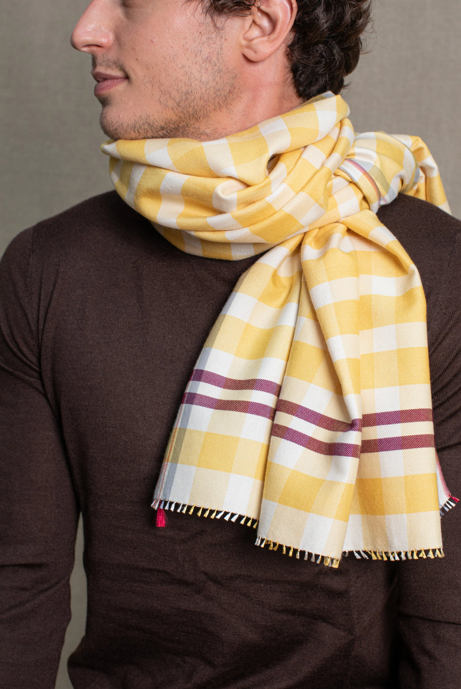 Echarpe Basile en soie laine jaune