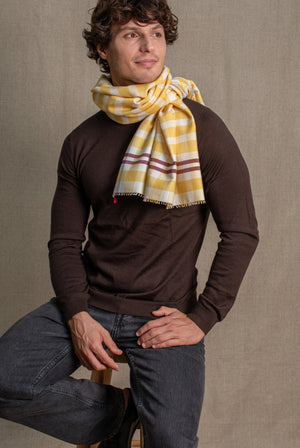 Echarpe Basile en soie laine jaune