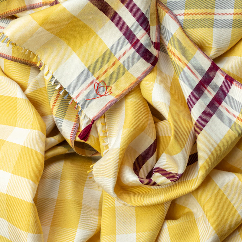 Echarpe Basile en soie laine jaune