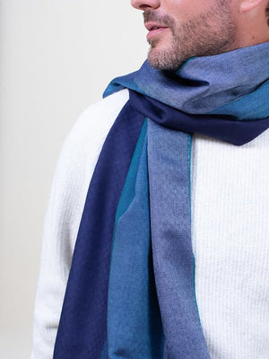 Écharpe Dégradée en soie laine bleu canard