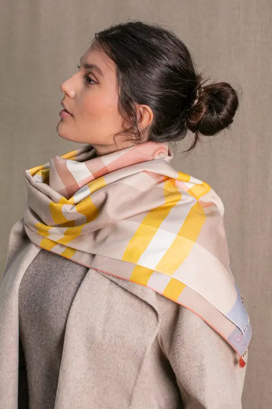 Echarpe Ecossaise en soie laine beige
