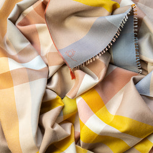 Echarpe Ecossaise en soie laine beige