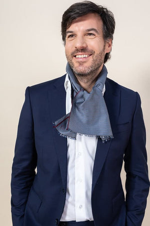 Foulard Paul en soie marine