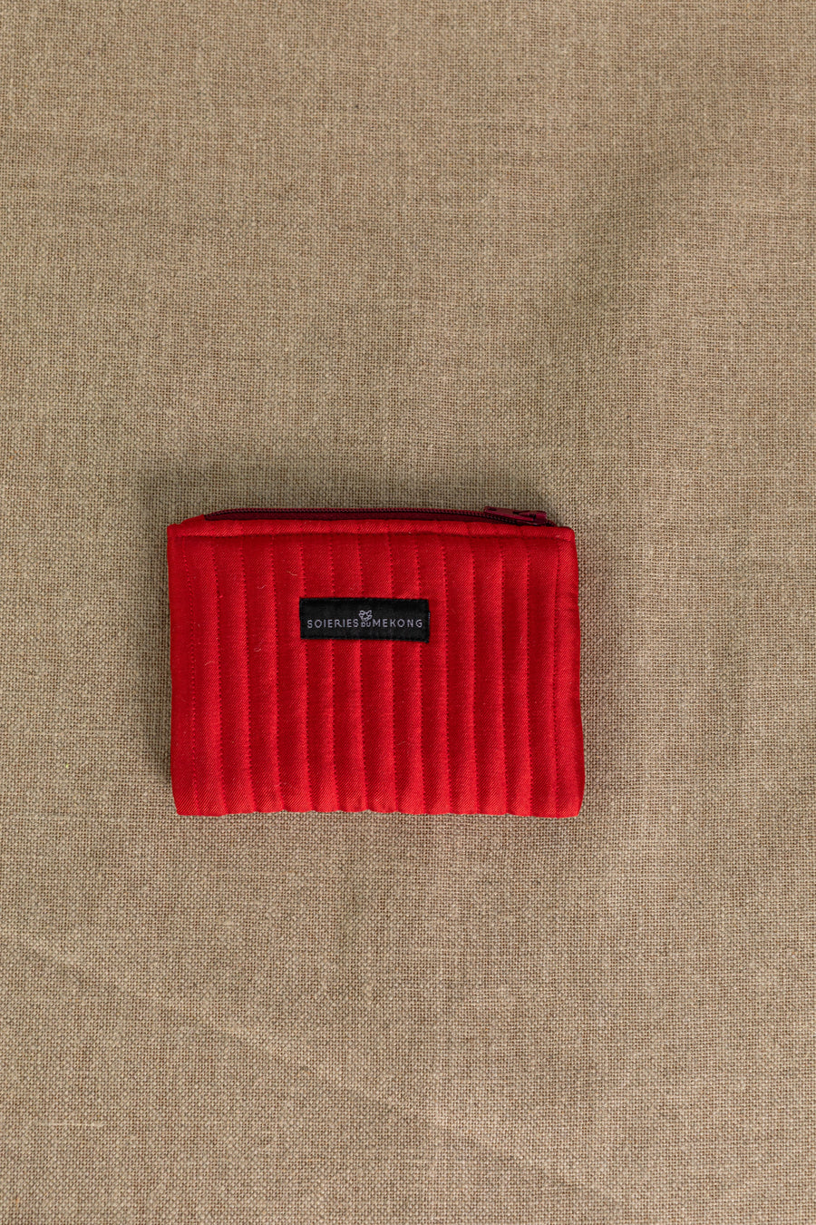 Mini pochette en soie rouge