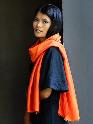 Petit foulard Uni en soie orange profond